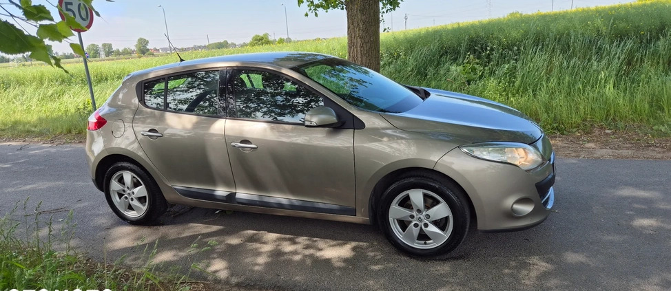 Renault Megane cena 15900 przebieg: 193000, rok produkcji 2009 z Jaworzyna Śląska małe 379